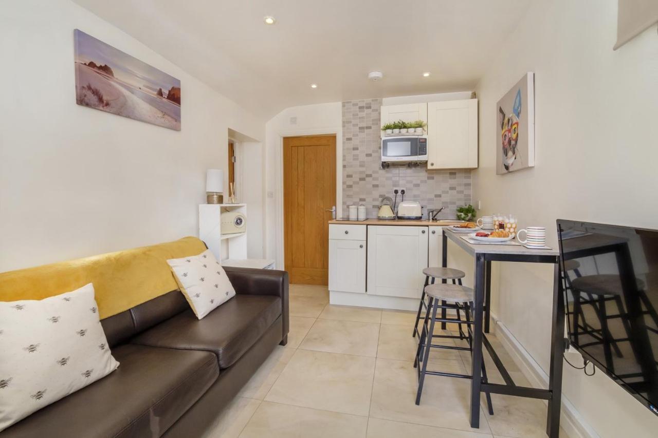 The Beehive Studio Appartement York Buitenkant foto