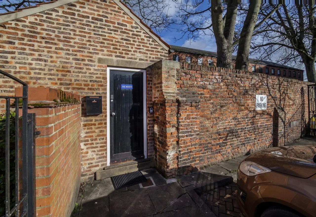 The Beehive Studio Appartement York Buitenkant foto